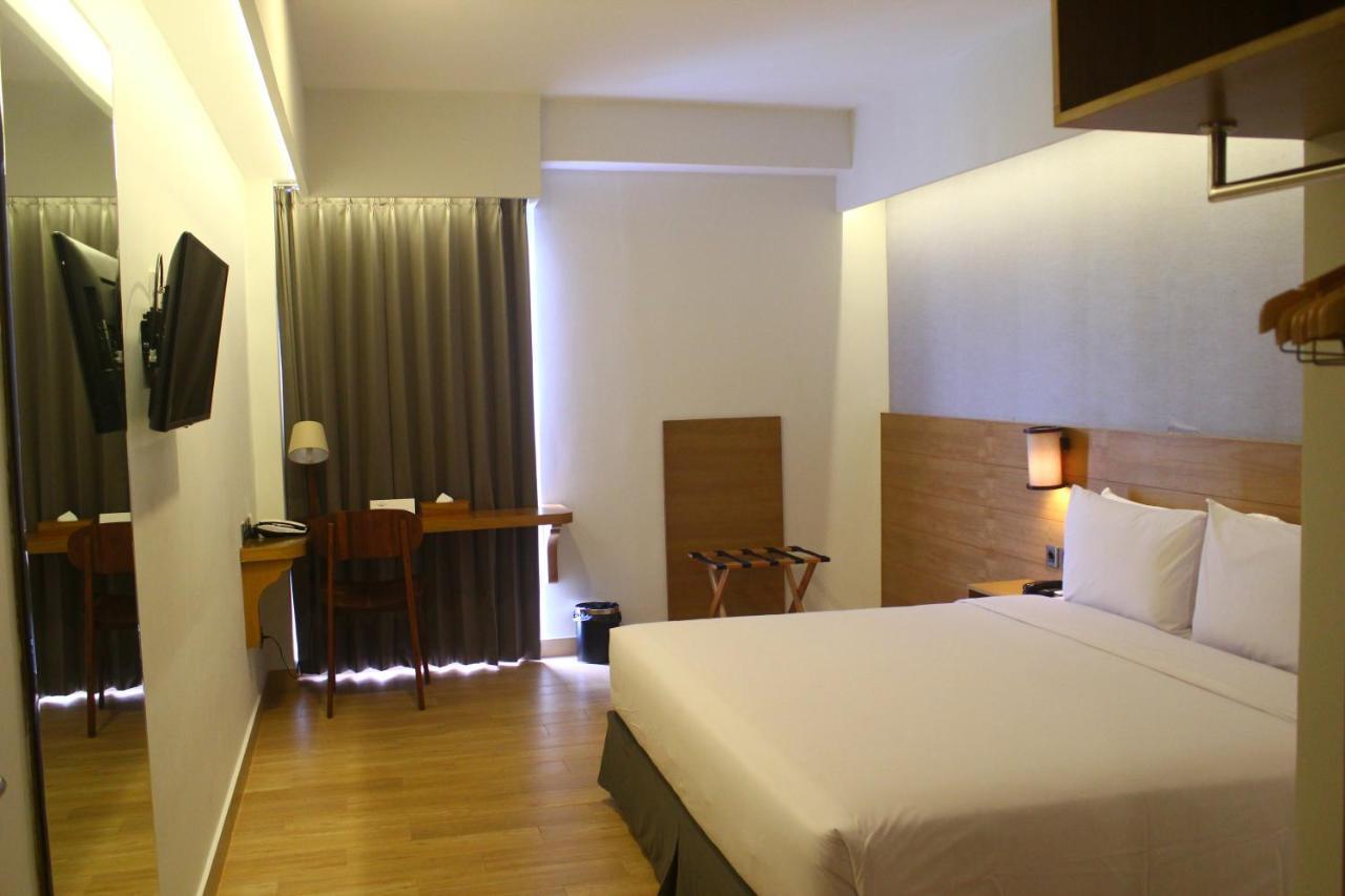 Hotel Golden Tulip Essential Denpasar Exterior foto